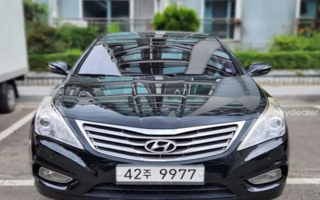 그랜저HG 중고차 그랜저 HG HG240 LUXURY 매물 사진 1 - 2012/08 132,033km